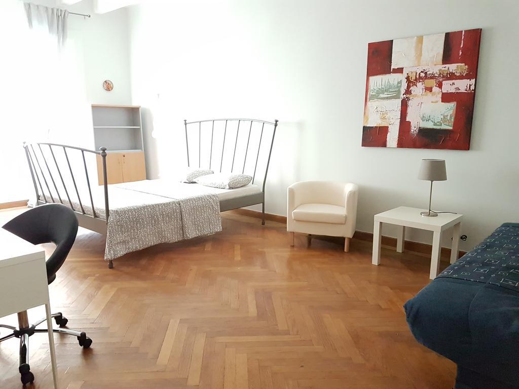 Errathens Pine Red And Taupe - Athens Center Apartment Ngoại thất bức ảnh