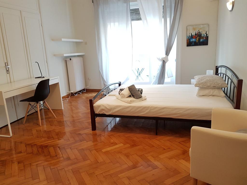 Errathens Pine Red And Taupe - Athens Center Apartment Ngoại thất bức ảnh