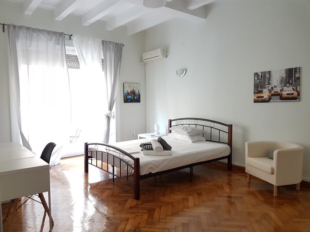 Errathens Pine Red And Taupe - Athens Center Apartment Ngoại thất bức ảnh