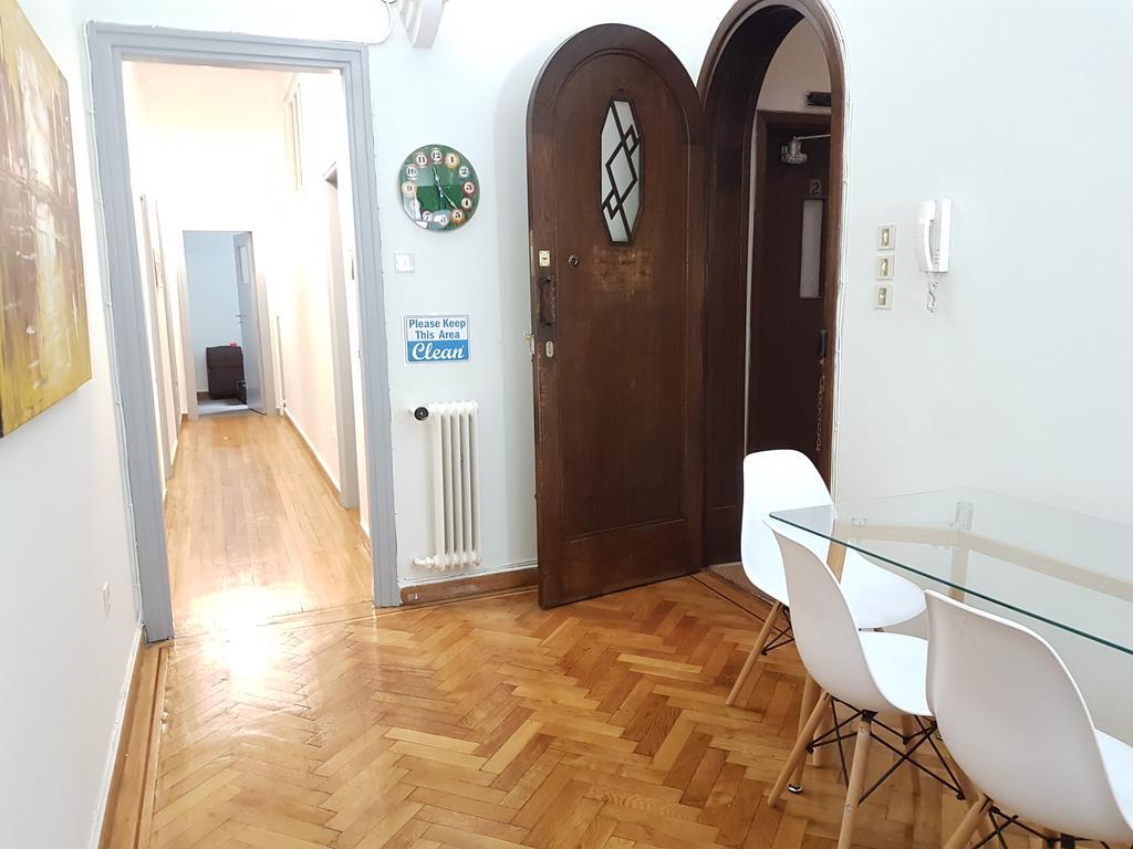 Errathens Pine Red And Taupe - Athens Center Apartment Ngoại thất bức ảnh