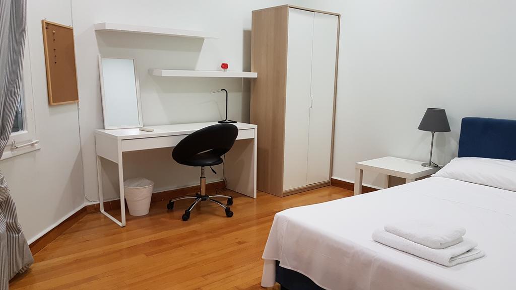 Errathens Pine Red And Taupe - Athens Center Apartment Ngoại thất bức ảnh